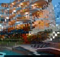 Meridian Alex Beach Apartments - Perth Resorts