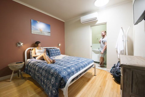 Port Lincoln YHA - Accommodation Perth 4