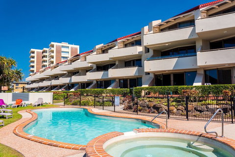 Sandrift Beachfront Apartments - Accommodation Perth 6