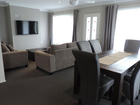 Sussex Shores - Accommodation Perth 6