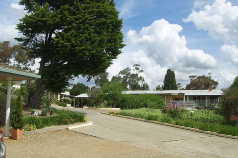 Golden Chain Garden Motor Inn - Accommodation Perth 5