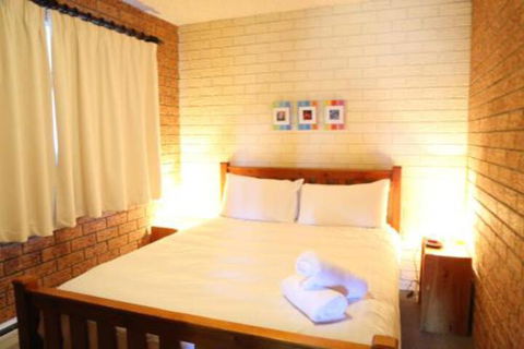 Blue Gums 1 - Accommodation Perth 5