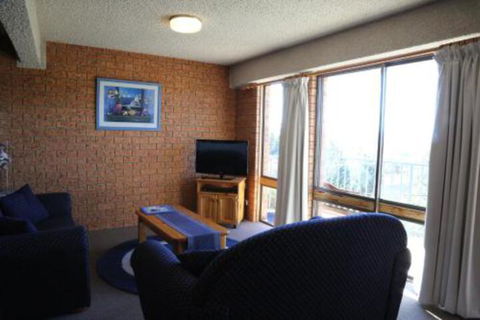 Blue Gums 1 - Accommodation Perth 6