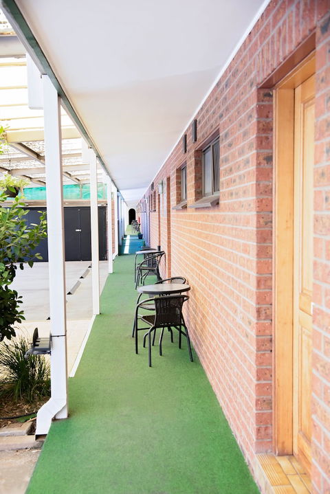 Elm Court Motel - Accommodation Perth 5