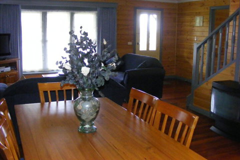 Sails Elegant Spacious Beach Villa - Accommodation Perth 6