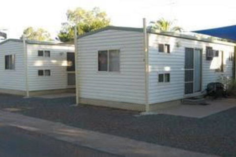 West Wyalong Caravan Park - Perth Resorts 3