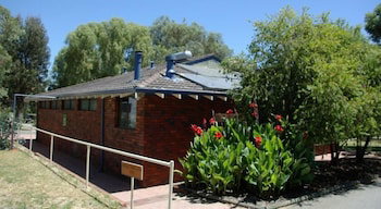 Acclaim Kingsway Tourist Park - Accommodation Perth 0