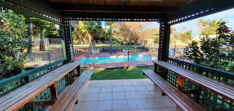 Acclaim Pine Grove Holiday Park - Accommodation Perth 3
