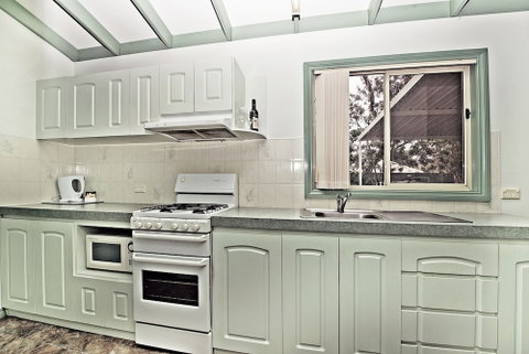 Acclaim Pine Grove Holiday Park - Accommodation Perth 6
