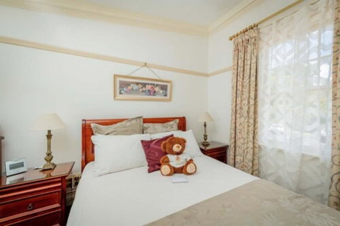 Cobb & Co Court Boutique Hotel - Accommodation Perth 1