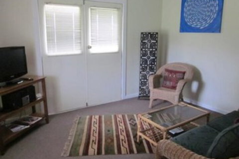 Lakes Waterfront Motel & Holiday Cottages - Accommodation Perth 7
