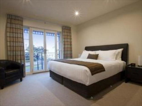 Precinct On Jardine Accommodation - Accommodation Perth 5