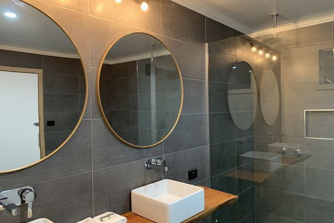 The Rocks Apartments - Accommodation Perth 4