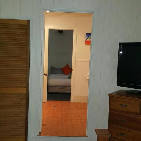 Joes Waterhole Hotel - Accommodation Perth 4