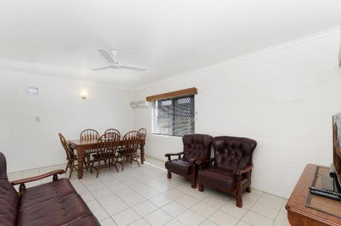 Unit On Rogers - Accommodation Perth 0