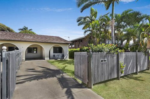 Unit On Rogers - Accommodation Perth 3