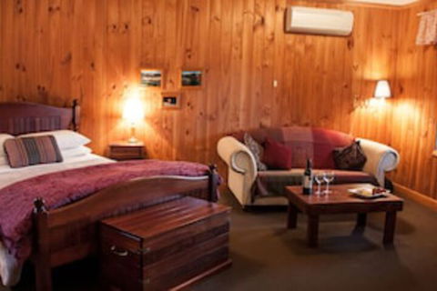 Balingup Heights Hilltop Forest Cottages - Perth Resorts 0