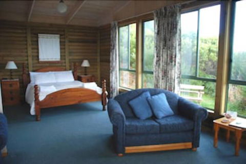 Shearwater Cottages - Accommodation Perth 3