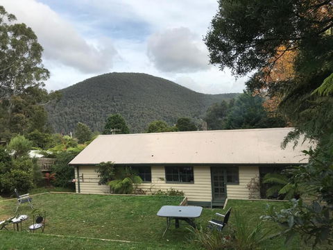 Warburton Holiday House - Perth Resorts 1