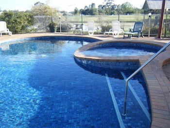 Paradise Lakes Motel - Accommodation Perth 1