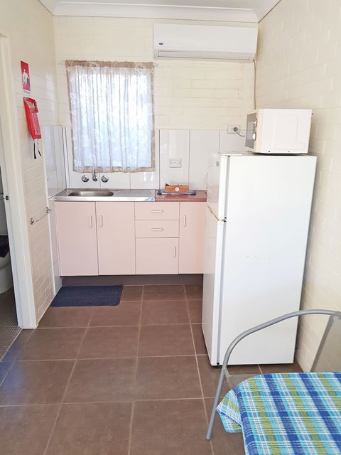 Maria Motel - Perth Resorts 4