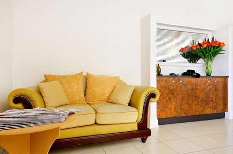 Mackellar Motel - Accommodation Perth 2