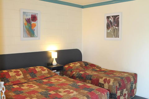 Nanango Antler Motel - Perth Resorts 4