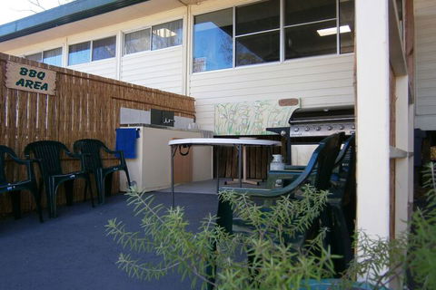 Kellys Motel Oakey - Accommodation Perth 1