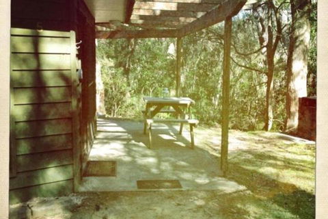Twin Falls Bush Cottages - Perth Resorts 7