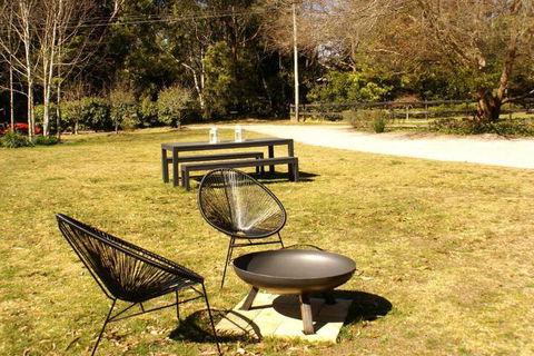 Twin Falls Bush Cottages - Perth Resorts 4