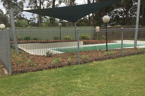 Eden Golf View Motel - Accommodation Perth 2
