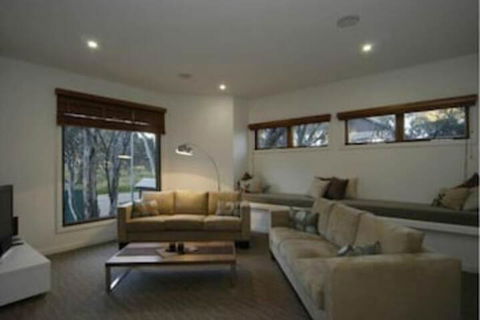 Blue Ice - Accommodation Perth 7