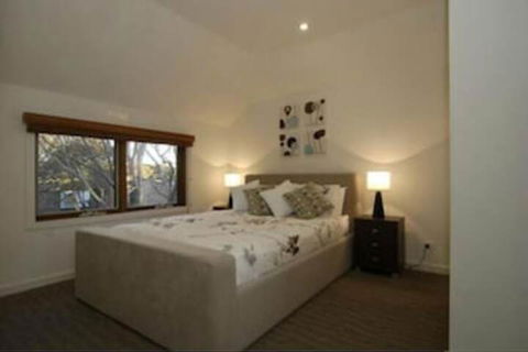 Blue Ice - Accommodation Perth 4