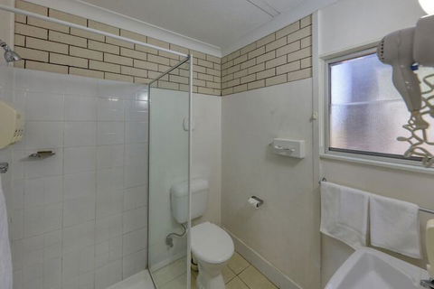 Binalong Motel - Perth Resorts 5