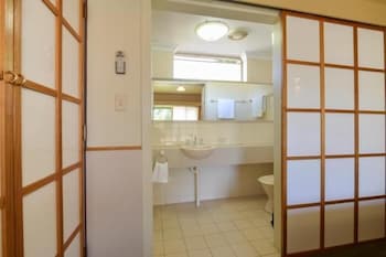 The Tower Hotel Kalgoorlie - Perth Resorts 6