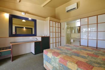 The Tower Hotel Kalgoorlie - Perth Resorts 4