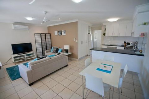 Beachside Gardens 5 - Accommodation Perth 0