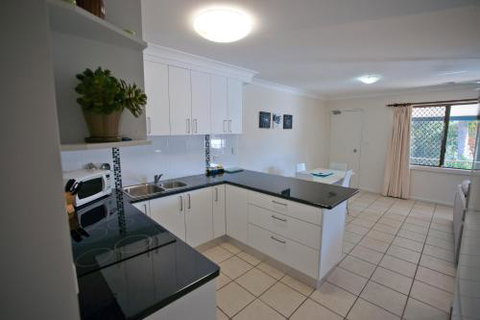 Beachside Gardens 5 - Accommodation Perth 4