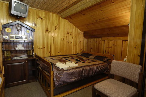 Karelia Alpine Lodge - Perth Resorts 5