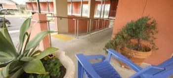 Forbes Victoria Inn - Accommodation Perth 2