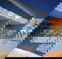 Penguin Beachfront Apartments - Accommodation Perth