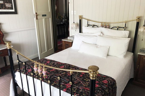 Number 12 Bed & Breakfast - Accommodation Perth 1