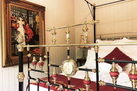 Number 12 Bed & Breakfast - Accommodation Perth 5