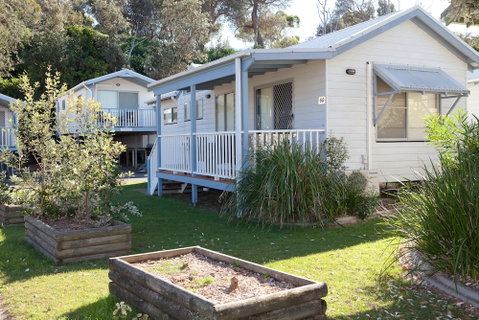 Blue Lagoon Beach Resort - Accommodation Perth 0