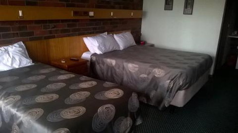 Wentworth Club Motel - Accommodation Perth 1
