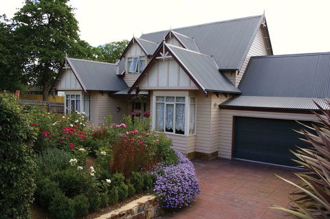 Lucy's House Serenity - Accommodation Perth 0