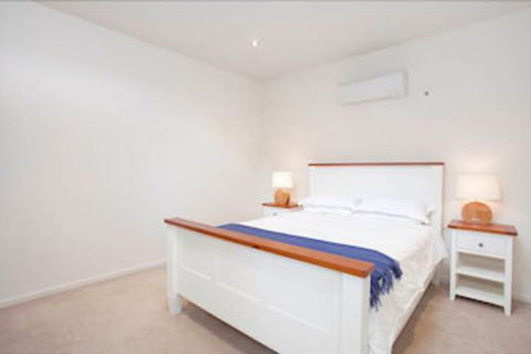 Four Kings Apartments - Accommodation Perth 1