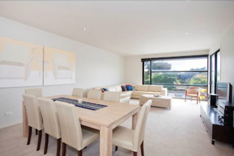 Four Kings Apartments - Accommodation Perth 6