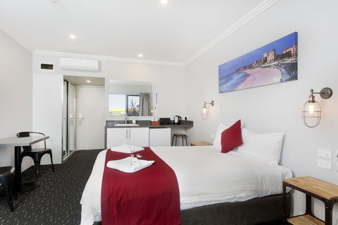 Merewether Motel - Perth Resorts 6