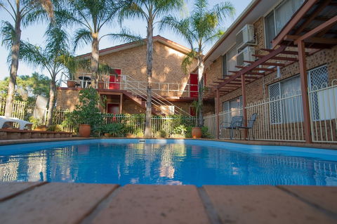 Manera Heights Apartment Motel - Accommodation Perth 1
